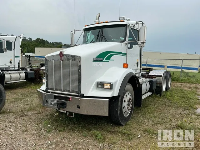 2012 Kenworth T800 6x4 T/A Day Cab Truck Tractor