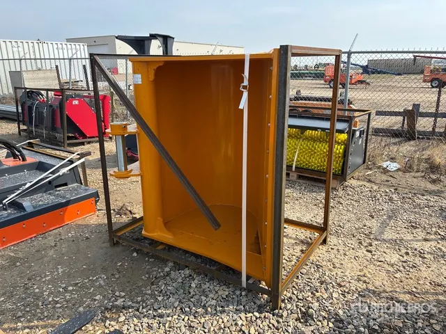 2026 Handy EB320A-63IN 63 in Cleanup Excavator Bucket - Fits Cat 320 (Unused)
