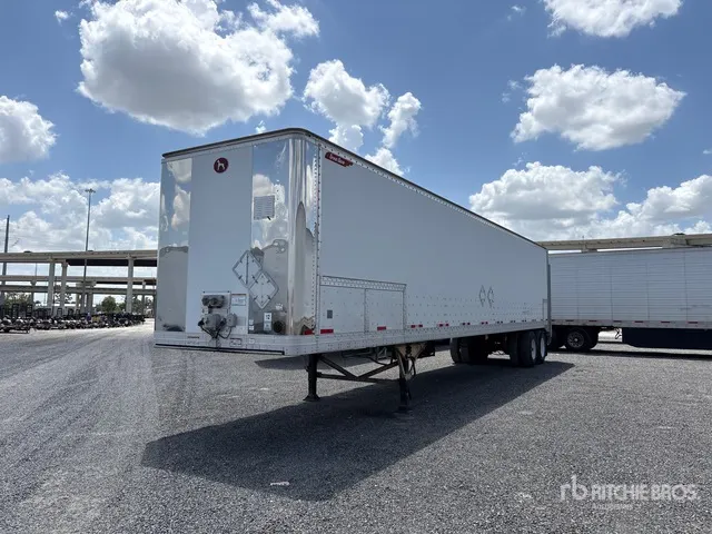 2018 Great Dane CLF300402199 46 ft x 102 in Sliding T/A Van Trailer