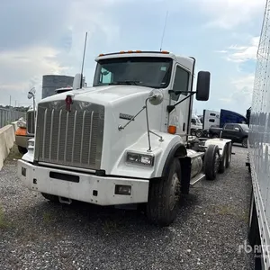 2013 Kenworth T800 Tanker Truck