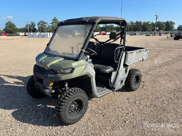 2018 Can-Am 6XJB 4x4 Utility Vehicle