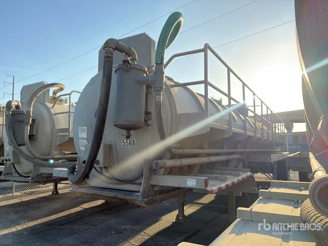 2007 Dragon 150 BBL T/A Vacuum Tanker Trailer