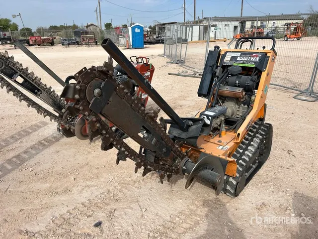 Barreto E2036RTKH-6MS Walk Behind Trencher w/2020 Barreto Trailer