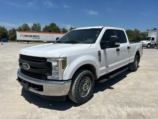 2019 Ford F-250 XL 4x2 Crew Cab Pickup