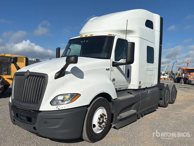 2023 International LT625 6x4 T/A Sleeper Truck Tractor