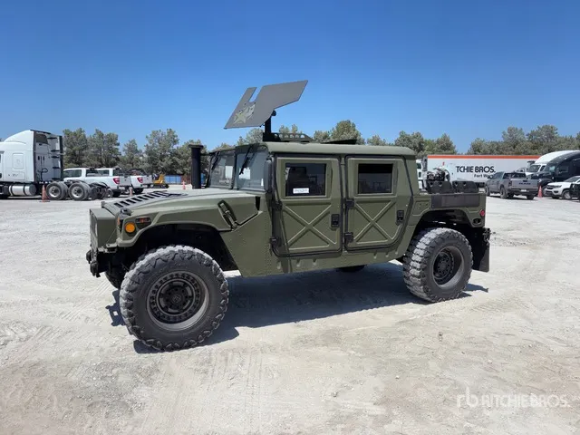 2006 AM General M1165A2 HMMWV 4 Door Hard Top w/Truck Body