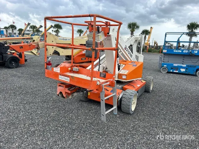2018 Snorkel A38E 2WD Electric Articulating Boom Lift