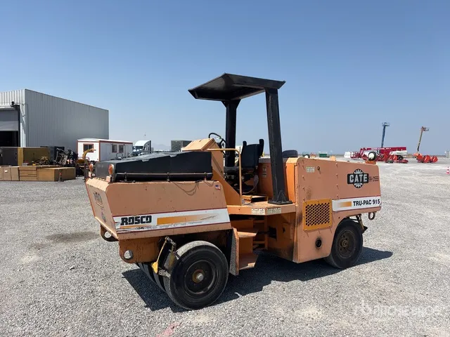 1999 Rosco Tru-Pac 915 9 Wheel Pneumatic Roller
