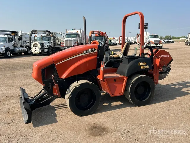 2016 Ditch Witch RT55 Microtrencher Trencher