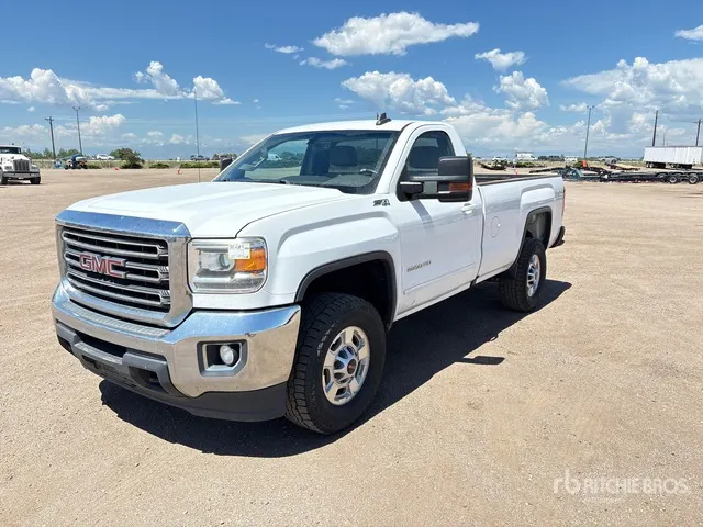 2017 GMC Sierra 2500HD SLE 4x4 Pickup
