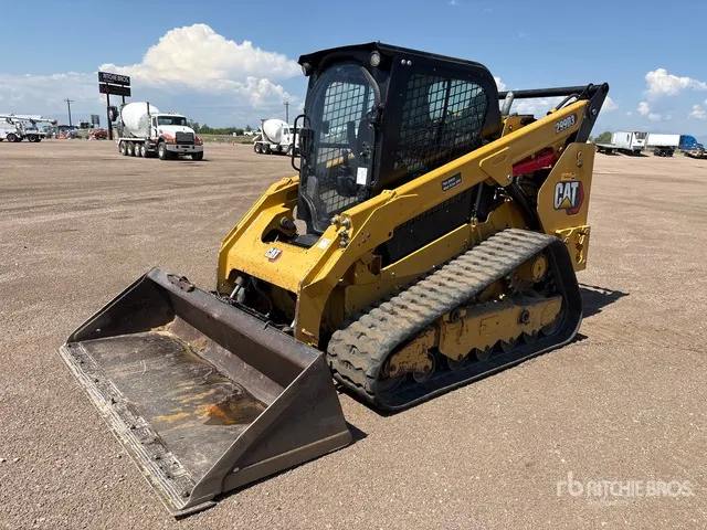 2023 Cat 299D3 Two-Speed High Flow XPS Compact Track Loader