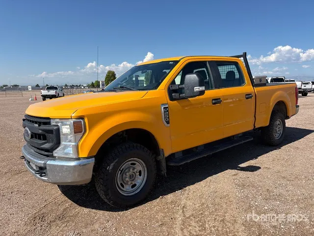 2020 Ford F-250 XL 4x4 Crew Cab Pickup