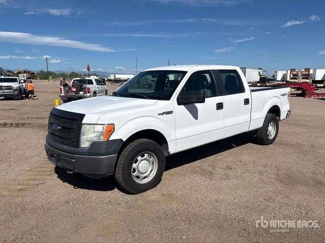 2014 Ford F-150 XL 4x4 Crew Cab Pickup