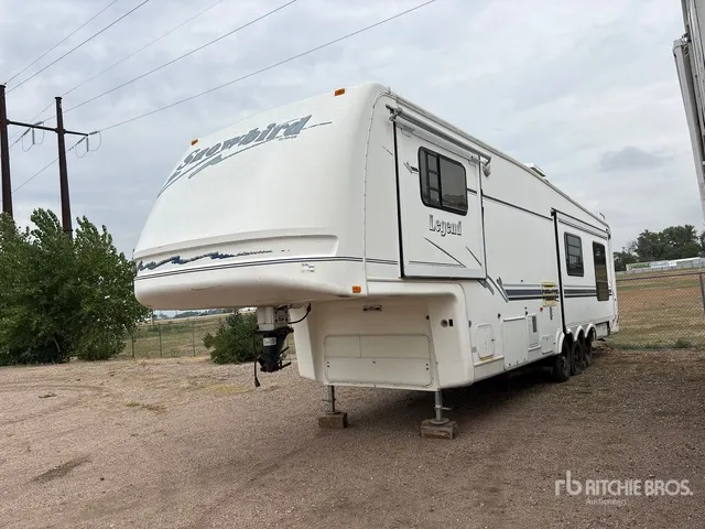 1998 NUWA Legend 36 ft Tri/A Travel Trailer