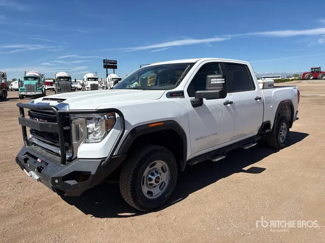 2020 GMC Sierra 2500 4x4 Crew Cab Pickup