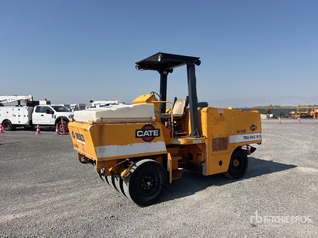 2005 Rosco Tru-Pac 915 9 Wheel Pneumatic Roller