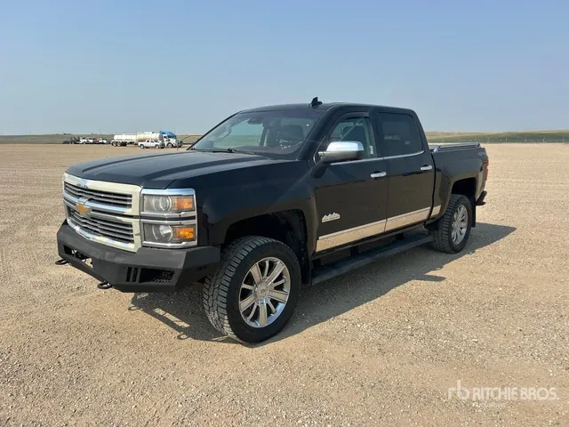 2015 Chevrolet Silverado 1500 High Country 4x4 Crew Cab Pickup