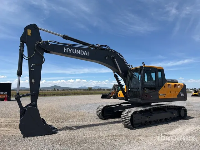 2026 Hyundai R215 Excavadora Hidraulica (Sin Usar) / Tracked Excavator (Unused)