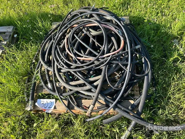 Quantity of Hydraulic Hoses