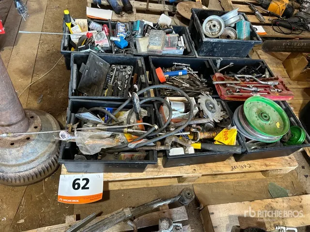 Mounted Trademaster Grinder Pulleys, Blades, Hammers, Sockets, Drill Bits