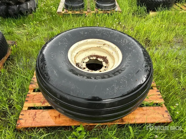 Firestone 16.5L-16.1 Tires