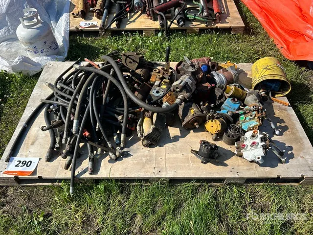 Quantity of Hydraulic Motors, Hydraulic Control Valves, Hydraulic Hoses & Miscellaneous Hydraulic Components