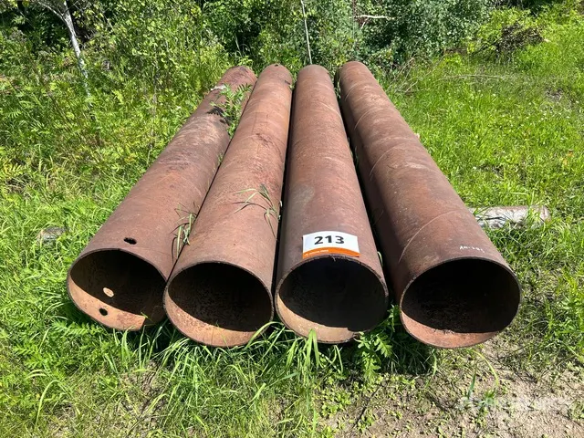 Quantity of (4) Pipe