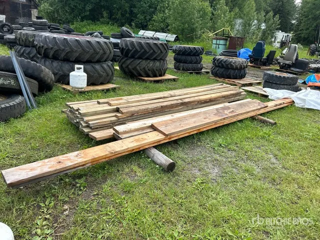 Quantity of (45) Lumber