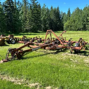 Morris CP619 18 ft Cultivator