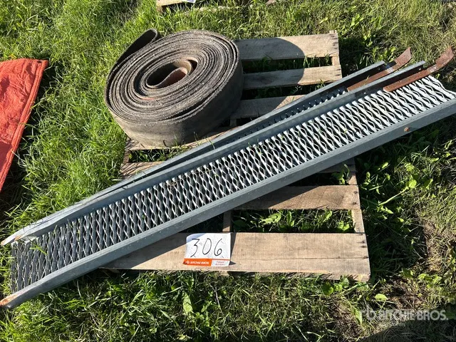 Ramp and Conveyor Belt