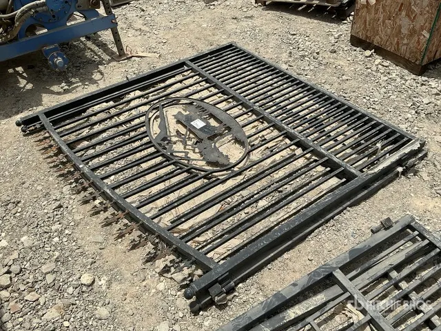 Suihe SG-14A-1 4.2 m Bi-Parting Driveway Gate (Unused)
