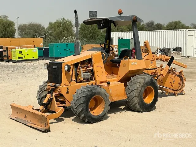 Case 660 4x4x4 Trencher