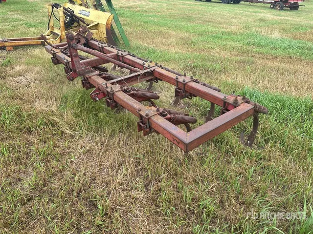 Massey Ferguson 11 ft 3-Point Cultivator