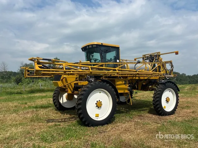 2002 Rogator 854 100 ft 4x4 High Clearance Self-Propelled Sprayer