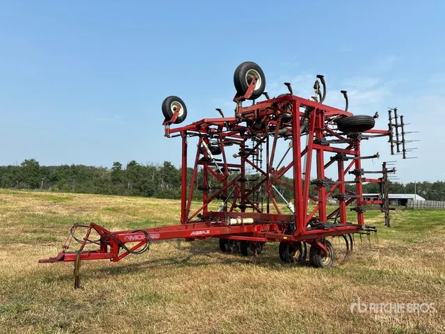 Morris 745 45 ft Cultivator