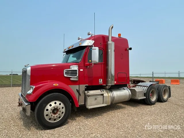 2015 Freightliner SD122 6x4 T/A Sleeper Truck Tractor