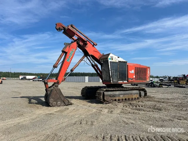 2005 Madill 3200C Backspar Tracked Excavator