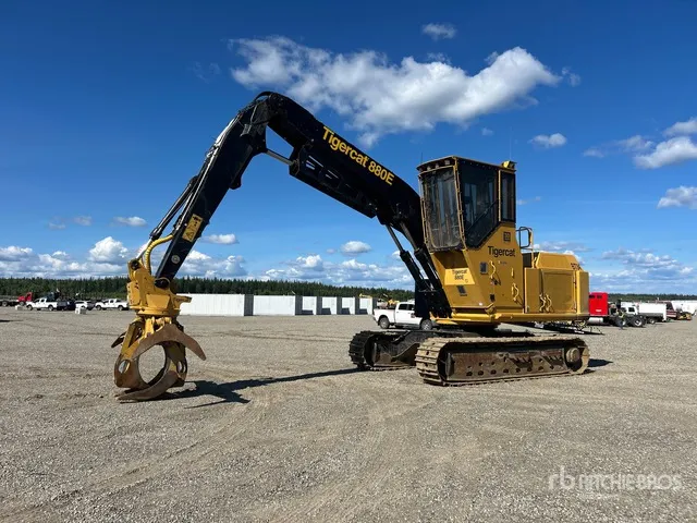2022 Tigercat 880E Butt-n-Top Log Loader