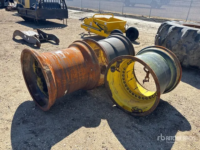 Quantity of (3) Skidder Rims - Fits John Deere
