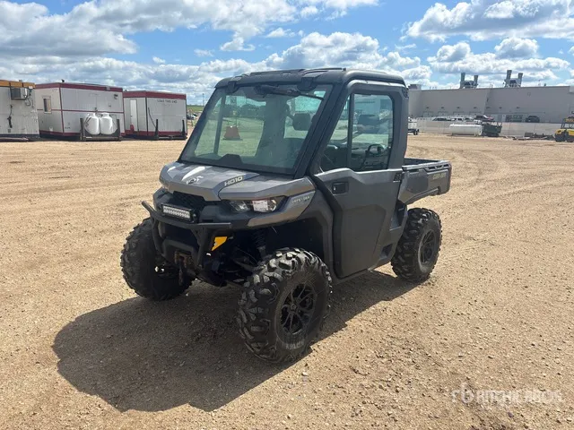 2018 Can-Am HD10 4x4 Defender XT Utility Vehicle