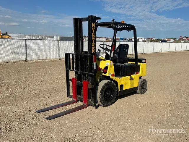 Hyster HX60L 6000 lb Pneumatic Tire Forklift