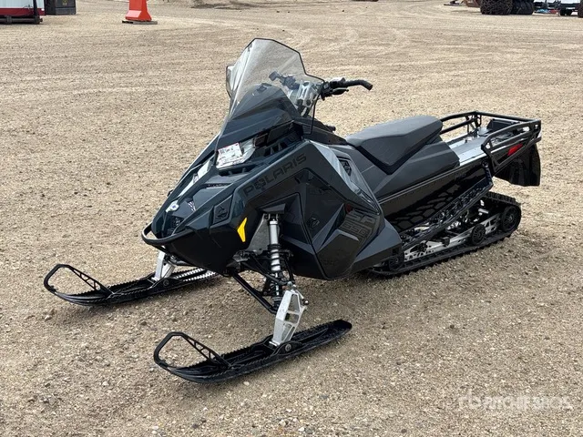 2026 Polaris 650 Voyageur Matryx SP 146 Snowmobile (Unused)
