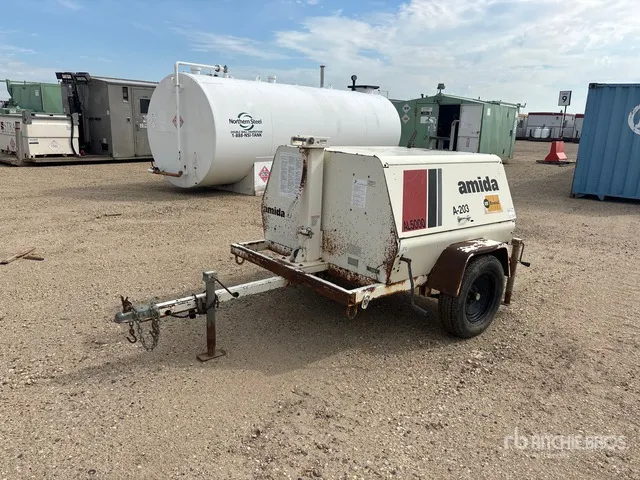 2001 Amida AL5000 8 kW Light Tower