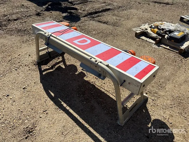 Interior Offroad Pilot Car Sign