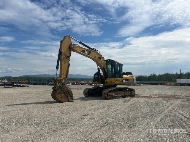 2007 Cat 330DFM Roadbuilder Tracked Excavator