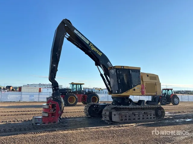 2017 Tigercat LS855D Leveling Track Feller Buncher