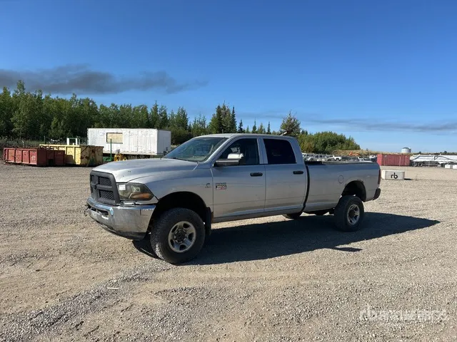 2011 Dodge 3500 4x4 Crew Cab Pickup