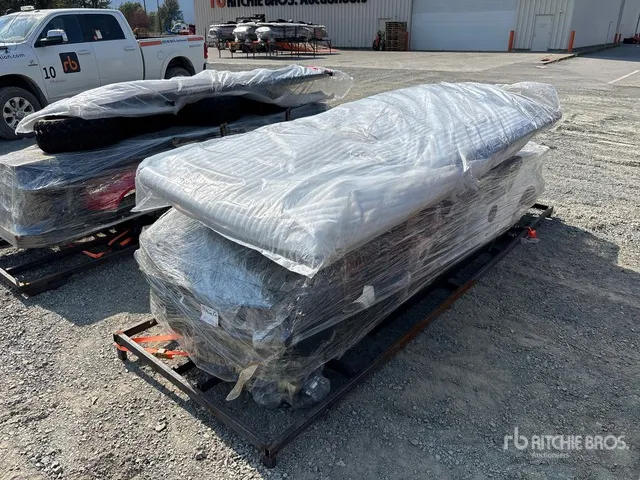 2026 HQ100 Electric White Golf Cart (Unused)