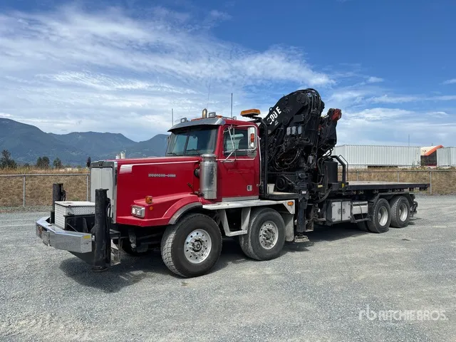 2001 Hiab 900E-8 90 ton Knuckle Boom on 2002 Western Star 4984SX 8x4 Boom Truck