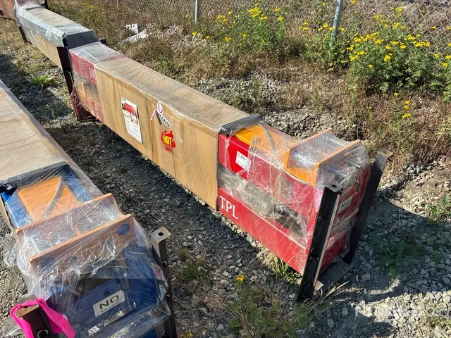 2026 TPL-RED 2 Post 10000 lb Vehicle Lift (Unused)